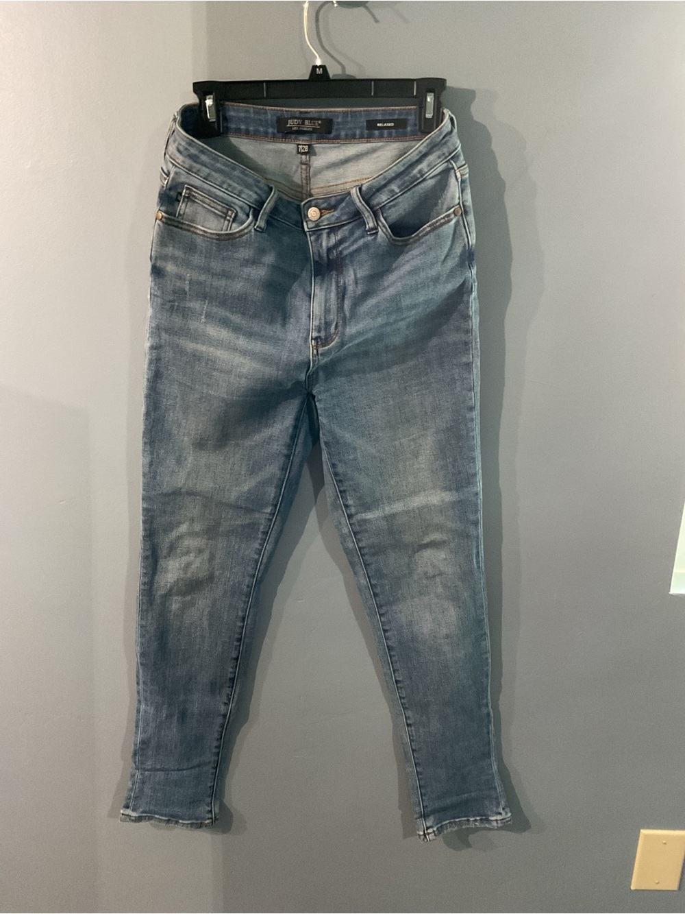 Judy Blue Medium Wash Relaxed Jeans 7/28